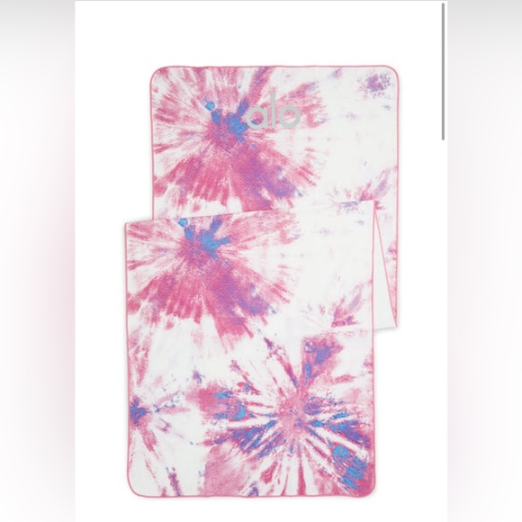 ALO Yoga Accessories Alo Yoga Grounded Noslip Mat Towel Poshmark